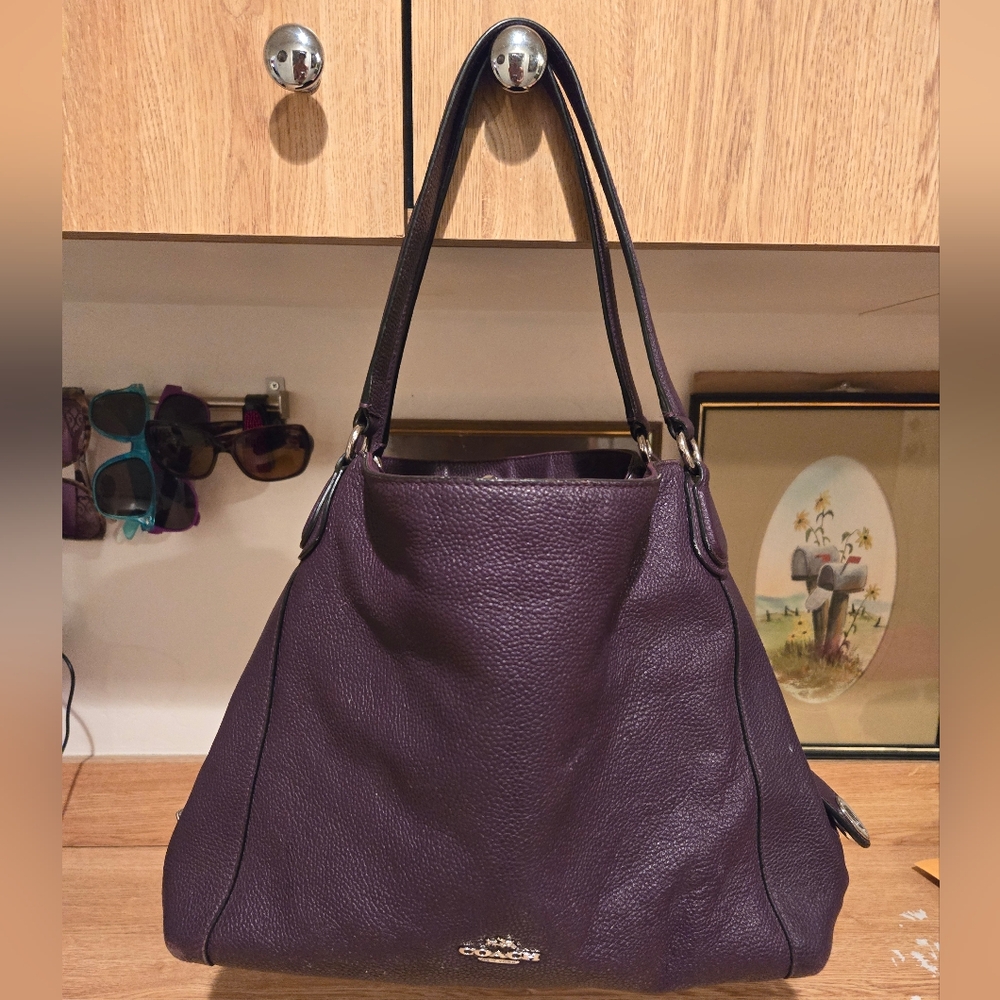 Coach tumbled purple bag zipper clasp